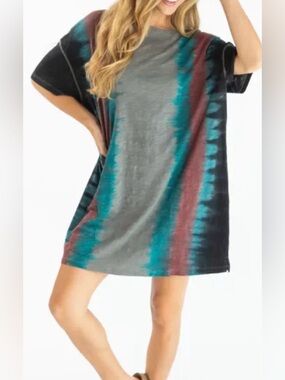 Natural Life Misty oversized tie dye tee dress
